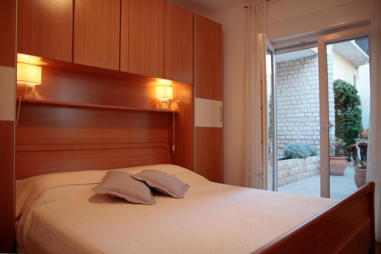 Apartments Rino Vodice Extérieur photo