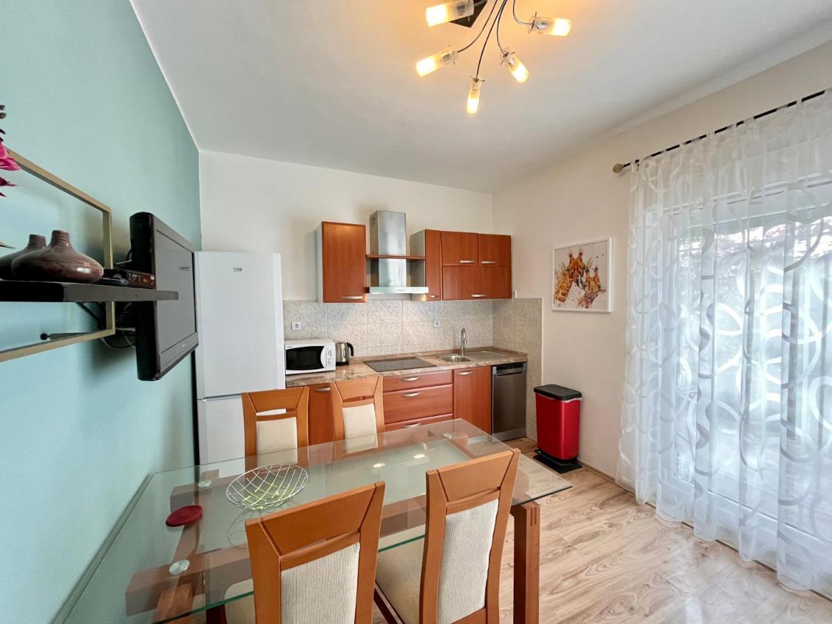 Apartments Rino Vodice Extérieur photo